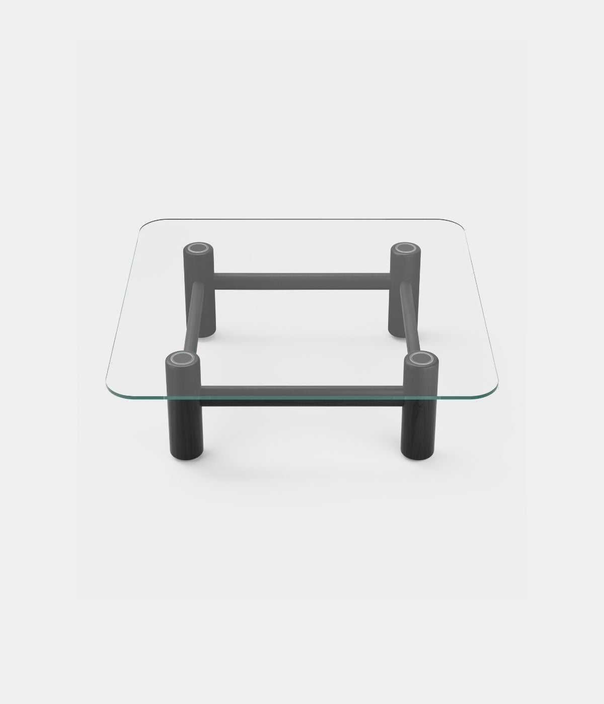 Boundary Couchtisch in Blau von Massproductions mit schwarzen Beinen vor weißem Hintergrund. Der Tisch vereint die elegante blaue Oberfläche mit modernen schwarzen Beinen, die einen kraftvollen Kontrast bilden und das zeitgemäße Design des Tisches betonen.