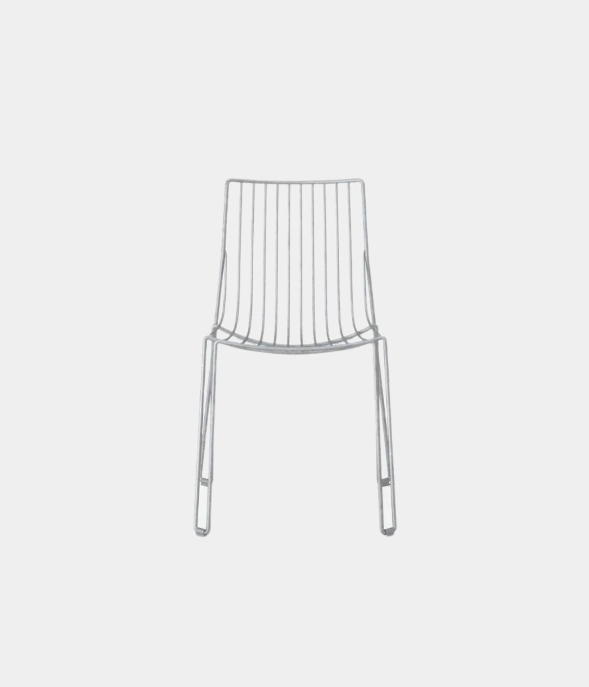 Tio Chair silber von vorne 